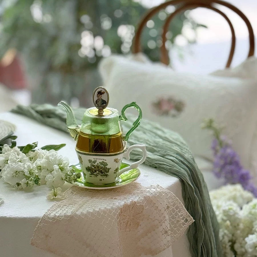 BLAN BUNNY — The Emerald Journey of Tea