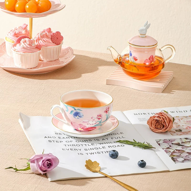 Nutcracker Mother & Child Teapot Set – English Afternoon Tea Teapot, Cups & Saucers Set